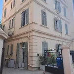 Un Rez De Jardin En Plein Centre